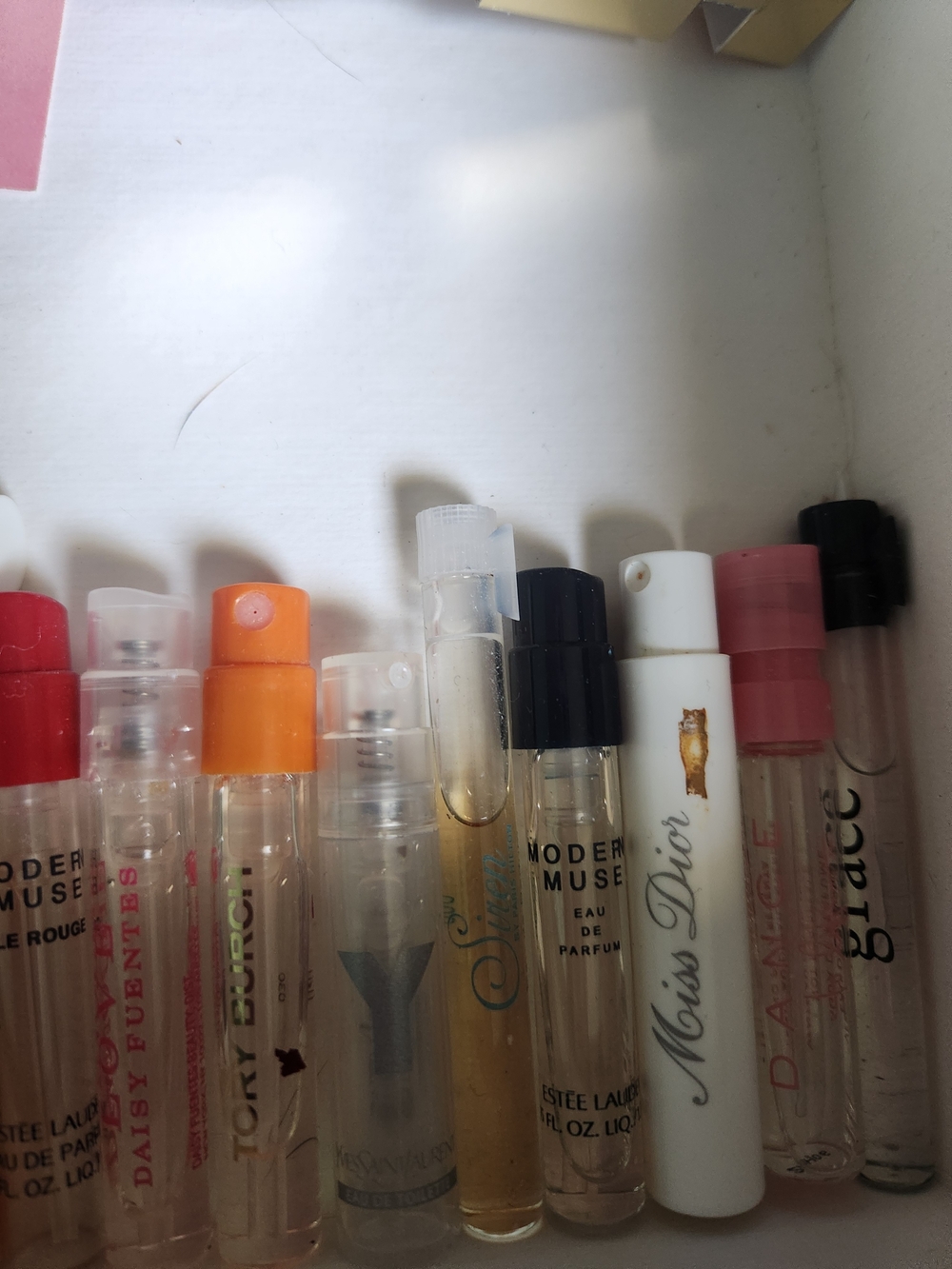 27-Gucci, Miu Miu Parfum Sample Vials - Picture 4 of 7